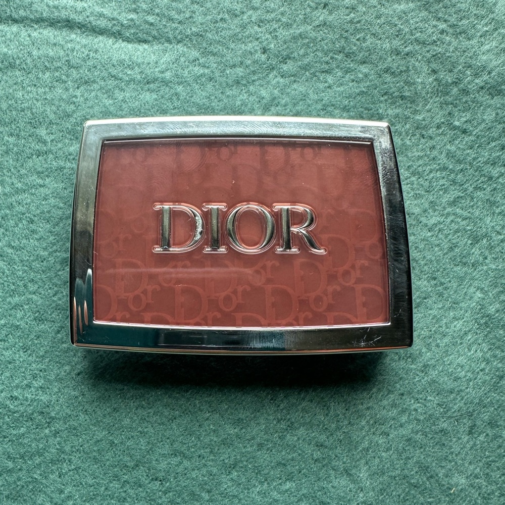 Dior Rosy Glow blush ‘Mahogany’